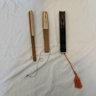 Japanese Hair Combs with Hand-painted Silk Parasol and More (LR-BM)