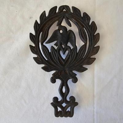 Collection of Cast Iron & Brass Trivets & More (LR-JS)