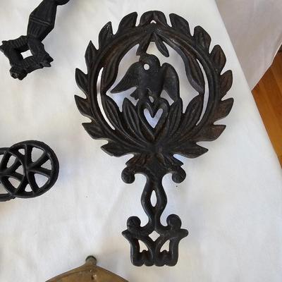 Collection of Cast Iron & Brass Trivets & More (LR-JS)