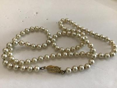 Vintage Pearl Necklace Fashion