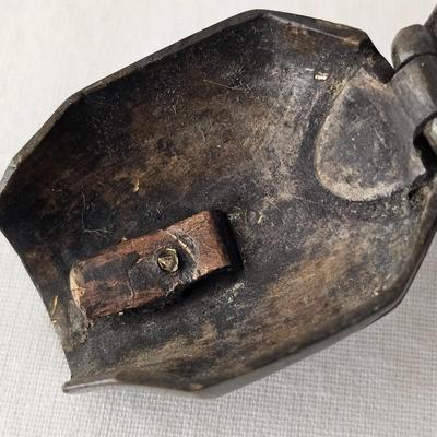 Japanese Brass Yatate Ink Pots, Kiseru Pipe & Meiji Era-Style Letter Opener (DR-JS)