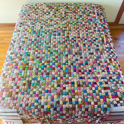 Sale Photo Thumbnail #1138: Measures: 64" wide x 88" long