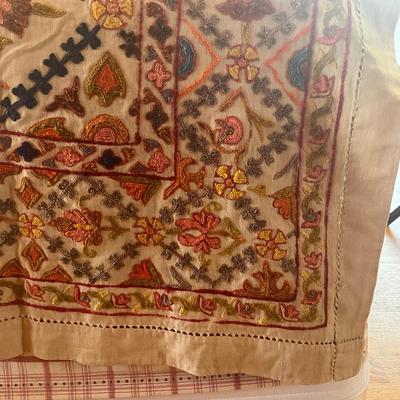 Sale Photo Thumbnail #1203: Has a two holes and tear on boarder, has been patched on boarder, refer to photos
Measures: 62" wide x 98" long