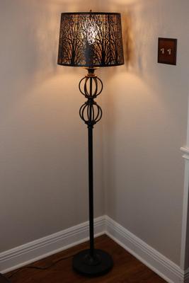 Metal Floor Lamp with Tree Silhouette Shade