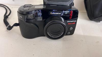 VINTAGE OLYMPIA AND LEICA 35MM CAMERAS