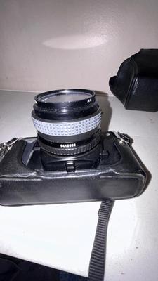 VTG MINOLTA 35 MM CAMERAS AND ACCESSORIES