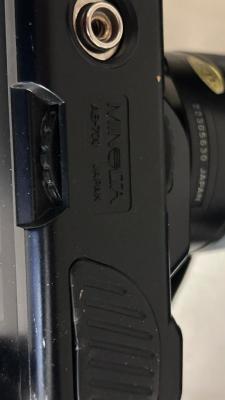 VTG MINOLTA 35 MM CAMERAS AND ACCESSORIES