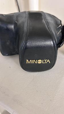 VTG MINOLTA 35 MM CAMERAS AND ACCESSORIES