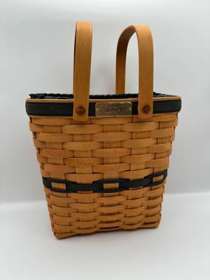 Longaberger Collectors Club Membership Basket with Original Box