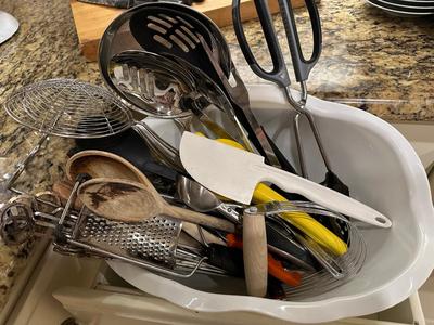 Kitchen Lot - Utensils