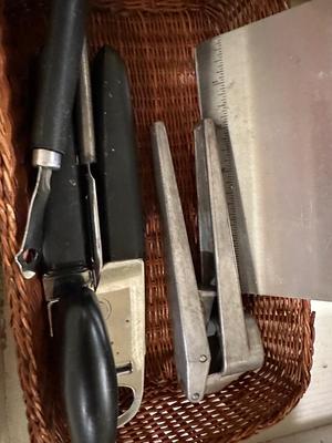 Kitchen Lot - Utensils 2