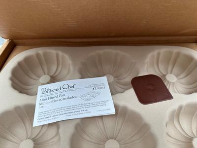 Pampered Chef Mini Fluted Pan – Family Heritage Stoneware