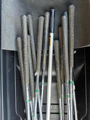 Vintage Golf Club Set with Hard-Shell Travel Case
