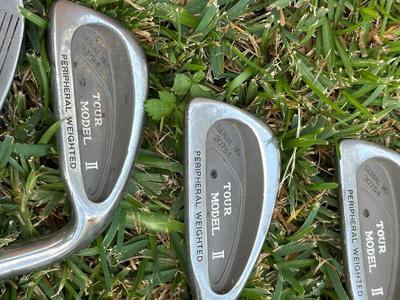 Vintage Golf Club Set with Hard-Shell Travel Case