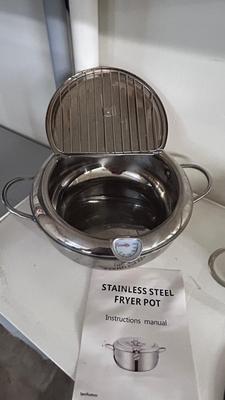STAINLESS STEEL FRYER POT, COLANDERS, AND SILICONE HOT PLATE HOLDER