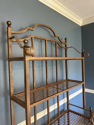 Baker’s Rack with Arched Back and Four Shelves