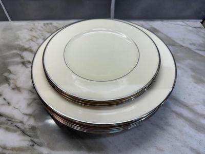 Lenox “Montclair” China Plate Set