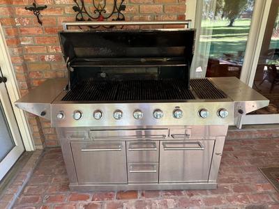 Electrolux Freestanding Outdoor Kitchen Grill