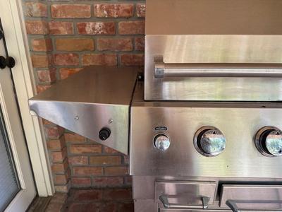 Electrolux Freestanding Outdoor Kitchen Grill