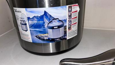 NARITA THERMAL COOKER AND DIGITAL FOOD THERMOMETER