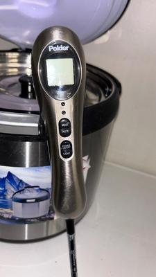 NARITA THERMAL COOKER AND DIGITAL FOOD THERMOMETER
