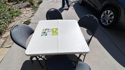 LIKE NEW FOLDING CARD TABLE AND HIGH END PADDED FOLDING CHAIRS
