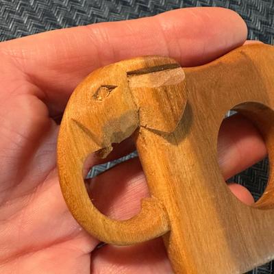4 Wooden Wildlife Napkin Ring Holders