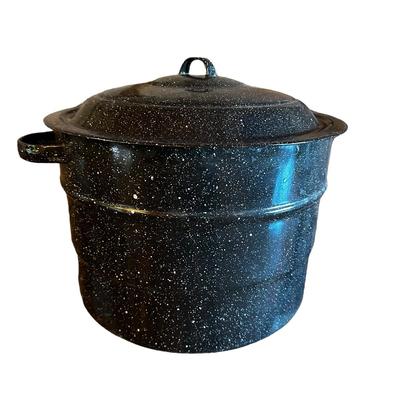 Large Cooking Pot with Lid and Rack