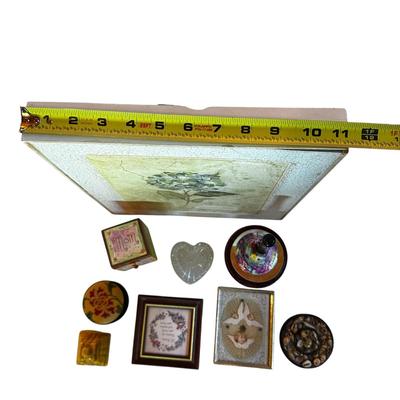 Lot of Decor Items