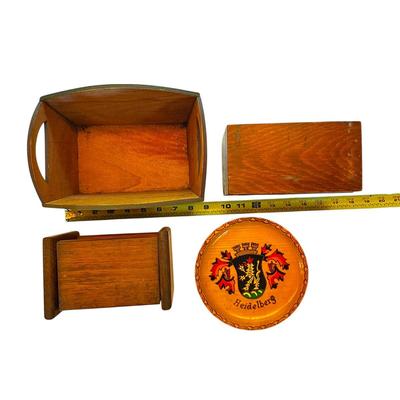 4 Wood Items