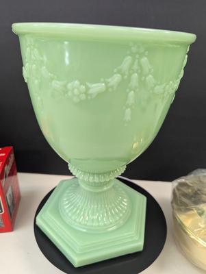 Sale Photo Thumbnail #2384: Aladdin Green Florentine Kerosene Oil Lamp Moonstone Jade Jadiete Glass Vase
