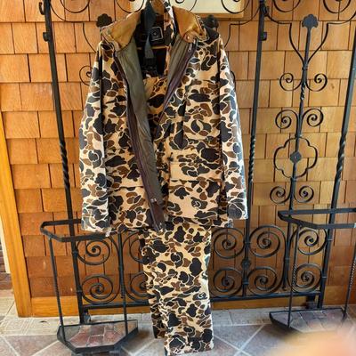 Sale Photo Thumbnail #1213: Size large