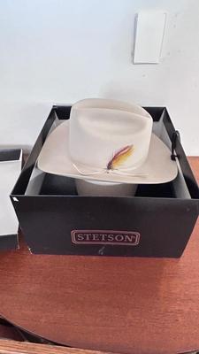 NEVER WORN SUPER NICE 7-3/8 STETSON HAT
