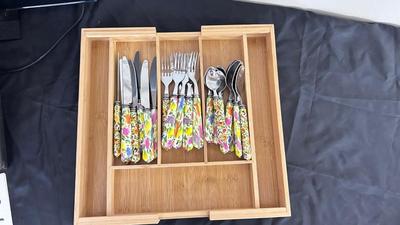 ADJUSTABLE BAMBOO UTENSIL TRAY, AND COLORFUL FLATWARE