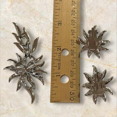 Costume Jewelry- Sarah Cov Silver Toned Pin and Earrings Set