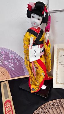 JAPANESE GEISHA DOLL WITH COA AND OTHER ASIAN THEMED ITEMS