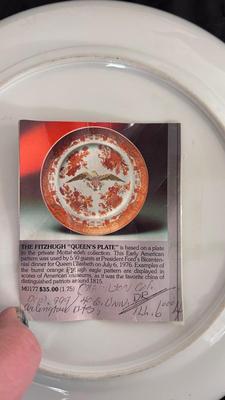 AN ASSORTMENT OF COLLECTOR'S PLATES, CHINA AND TEAPOTS