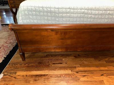 ETHAN ALLEN “CHLOE” SLEIGH STYLE KING BED WITH “PURPLE.3” MATTRESS