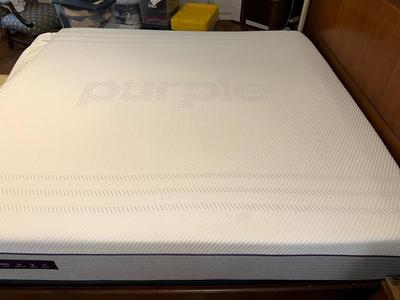 ETHAN ALLEN “CHLOE” SLEIGH STYLE KING BED WITH “PURPLE.3” MATTRESS