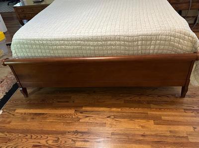 ETHAN ALLEN “CHLOE” SLEIGH STYLE KING BED WITH “PURPLE.3” MATTRESS
