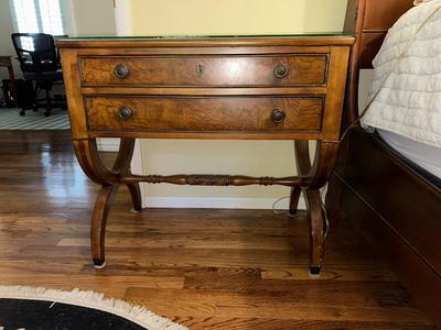 ETHAN ALLEN 2 DRAWER “CONNOLLY” NIGHTSTAND WITH LAMP
