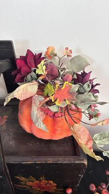 FALL IS IN THE AIR FOR THESE PRETTY IN SEASONAL DECORATIONS AND A LOVELY ANTIQUE WOODEN BOX