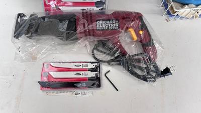 6AMP CHICAGO ELECTRIC RECIPROCATING SAW WITH ROTATING HANDLE, AND NEW BLADES