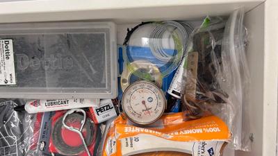 178 GARAGE DRAWER FULL OF NEEDFUL THINGS
