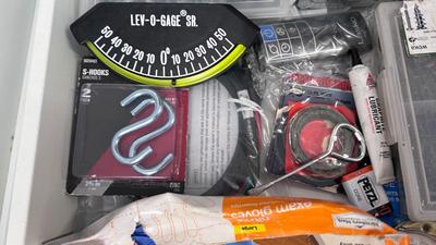 178 GARAGE DRAWER FULL OF NEEDFUL THINGS