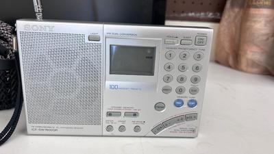 SONY DIGITAL TRANSISTOR RADIO, 22” INSIGNIA MONITOR/TELEVISION