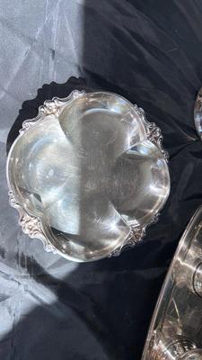 MERIDIAN, SILVER PLATE COMPANY QUADRUPLE PLATE, PICKLE SERVER, AND SHEFFIELD SILVER CREAM AND SUGAR BOWLS