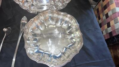SERVE YOUR THANKSGIVING DINNER WITH THESE LOVELY SILVER PLATE SERVING ITEMS