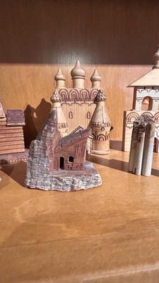 FOREIGN HAND CARVED NATIVITY LIKE SCENE
