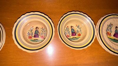 WEDGWOOD Etruria ENGLAND HAND PAINTED PEASANT PATTERN RICH AND FISCHER 5th AVE